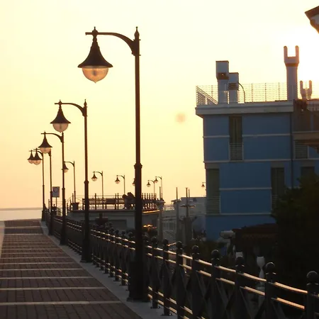 Flat In A With Shared Pool Apartman *