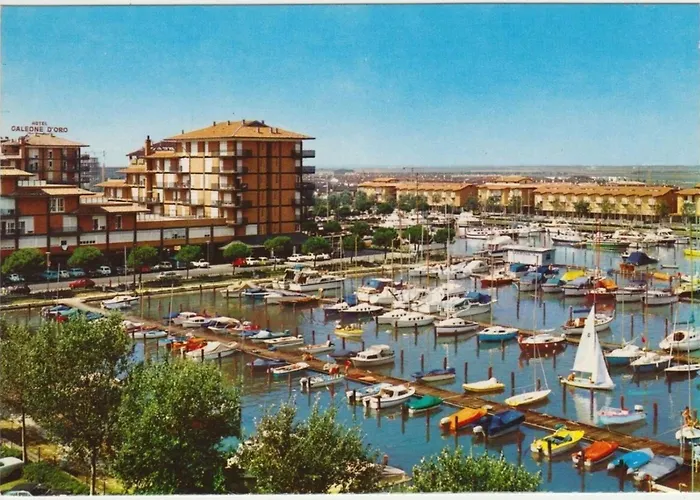 Flat In A With Shared Pool Апартаменты *